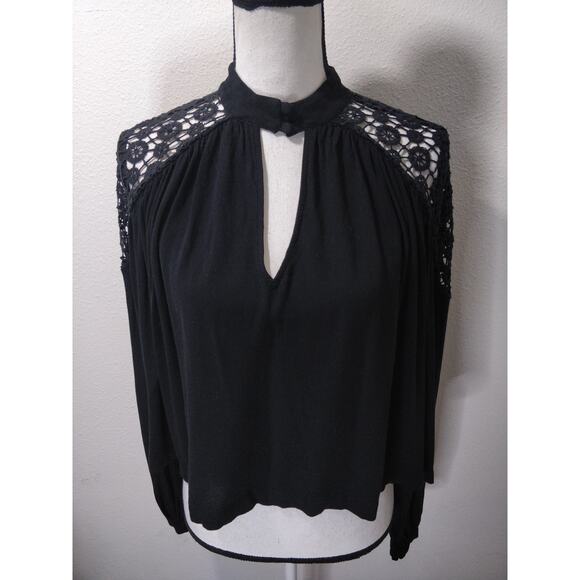 Free People Black Lace Cold Shoulder Mock Neck Choker Cutout Top Size XS - Picture 2 of 11